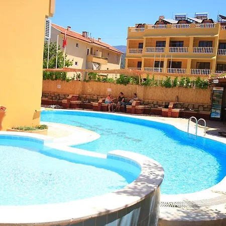 Murat Selcuk Apart Hotel 3*