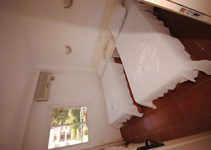 מלון דירות Murat Selcuk Apart Hotel