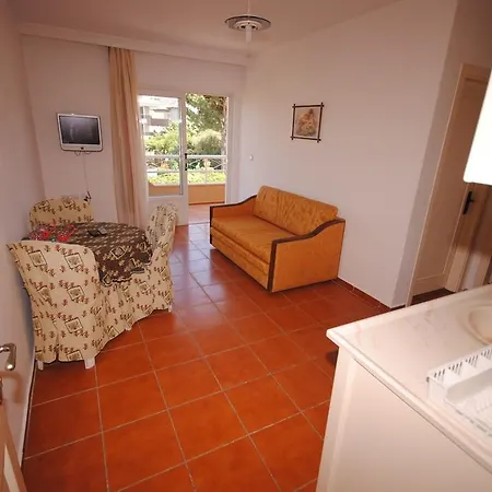 Murat Selcuk Apart Hotel 3*