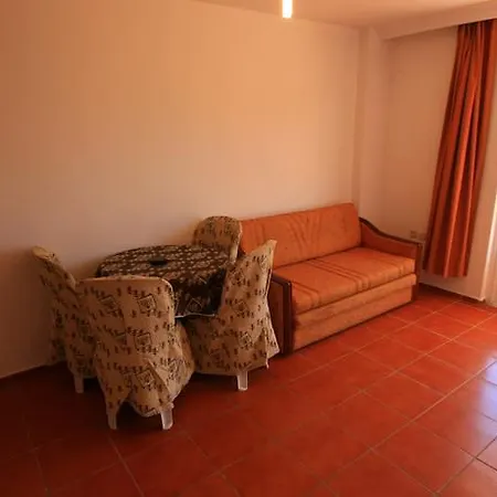 Murat Selcuk Apart Hotel 马尔马里斯