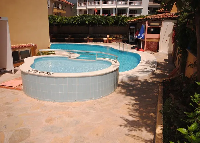 Murat Selcuk Apart Hotel 3* Marmaris